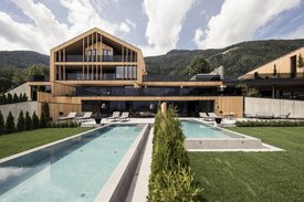 Your hotels in South Tyrol: the home of abundance